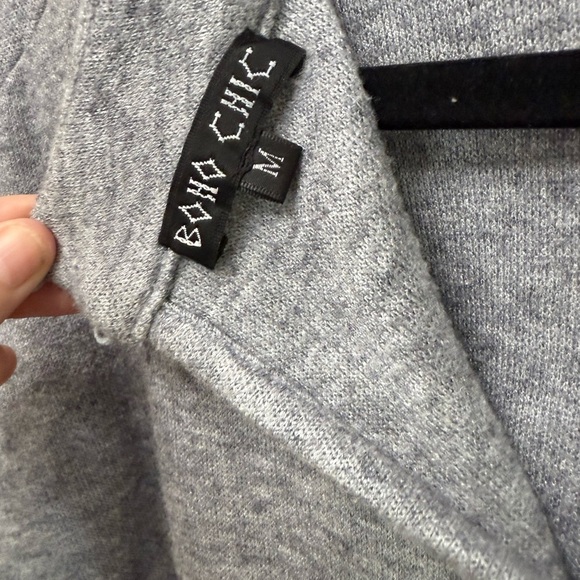 Boho Chic Cozy Gray Women's Tunic! EUC - Picture 4 of 5